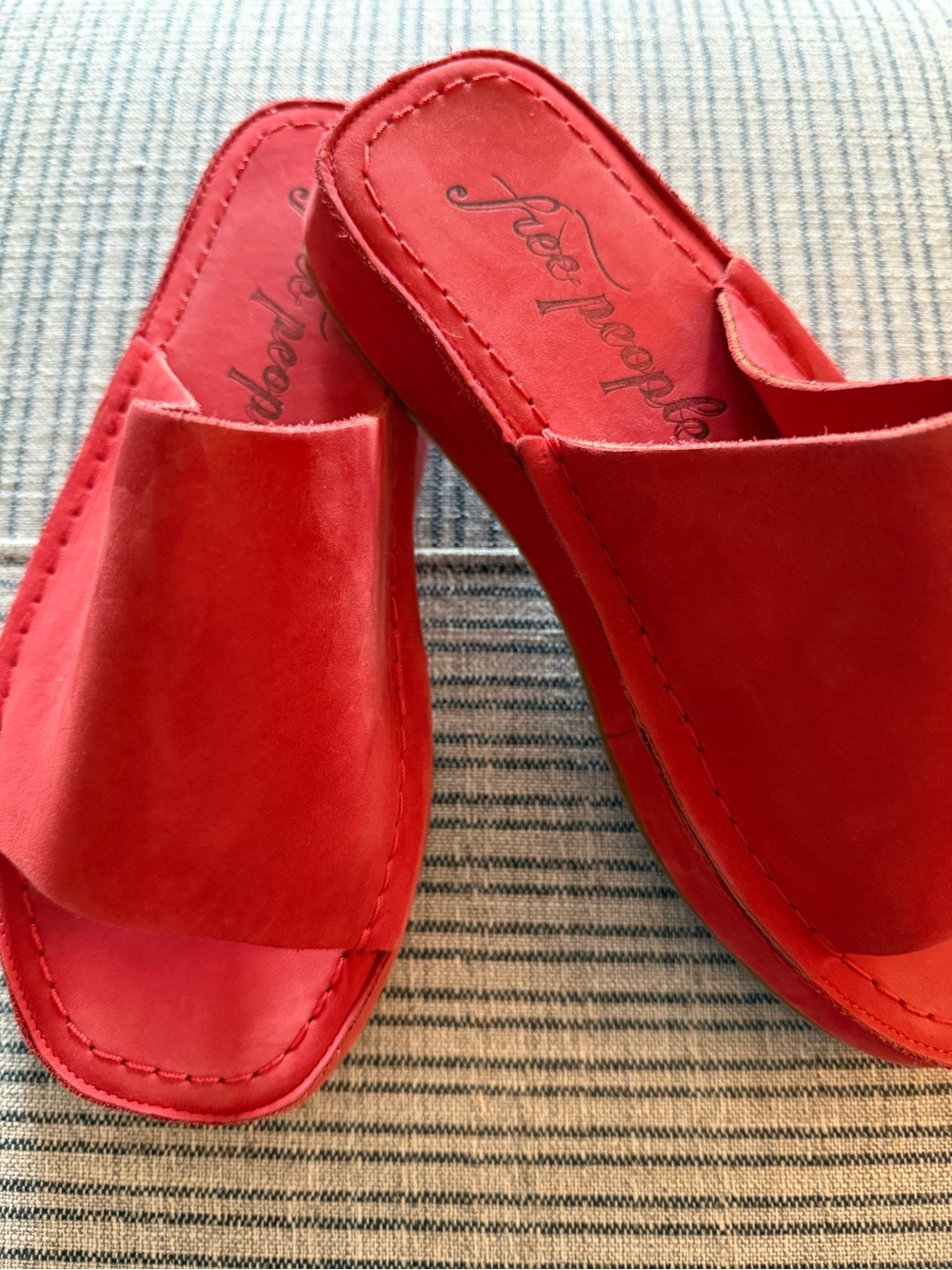 Free People Red Suede Slide Sandals - Picture 5 of 6
